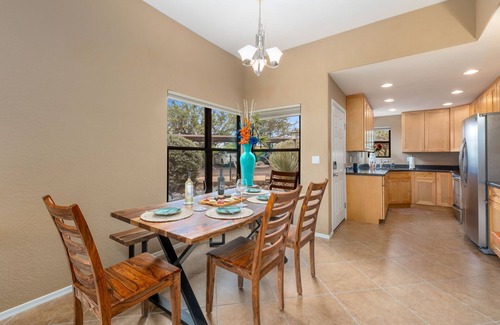 Tucson Condo | Ventana Canyon 2 bd, 2 ba casita sleeps six. Catalina Mountain view from patio.