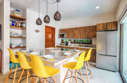 Akumal Villa | Ventura-Akumal-Incredible Artists retreat!