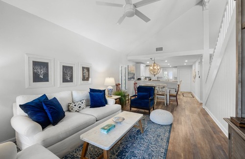Captiva Condo | Ventura Captiva 2B – Bay Views, Private Boat Dock & Steps to the Beach