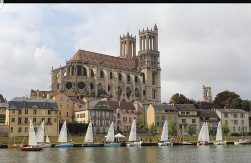 Mantes-la-Jolie Apartment | Verdun