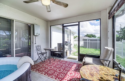 Vero Lake Estates Apartment | Vero Beach Abode: Hot Tub & Fire Pit, Near Boating