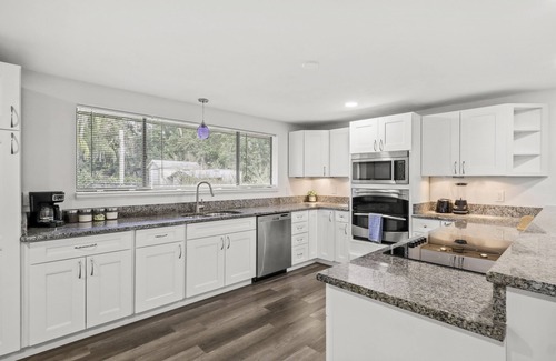 Vero Beach Condo | Vero Beach Paradise - 3 BR Unit near Downtown & Beaches