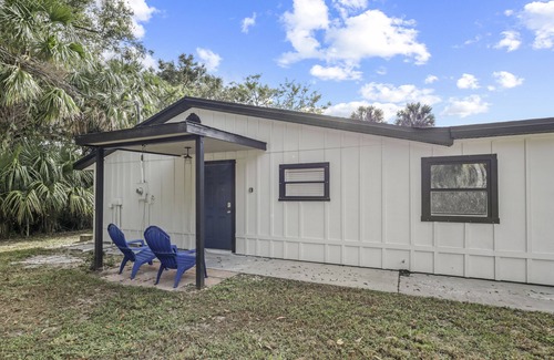 Vero Beach South Condo | Vero Beach Paradise Unit 3 - Close to Airport, Downtown & Beaches