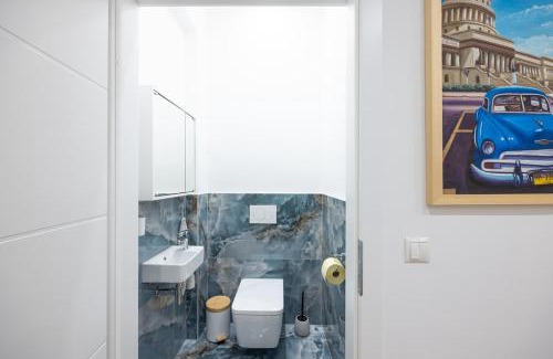 Landstrasse Apartment | Versace Apartment Vienna
