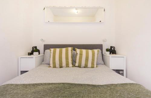Island Gardens Apartment | Verv Isle of Dogs