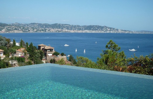 Theoule-sur-Mer Villa | Very beautiful villa with unique services in Théoule-sur-Mer