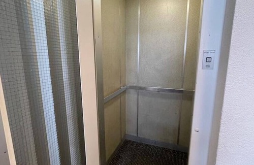 District 8 Apartment | Very central and sunny 2BR flat (Marble 2)