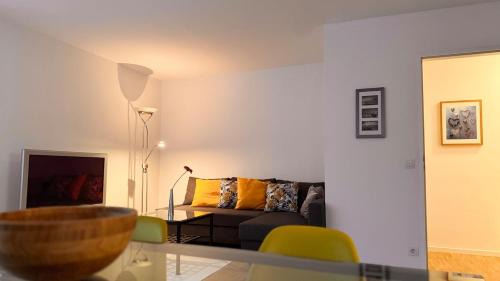 Schwabing Apartment | Very central apartment in the best location in Munich