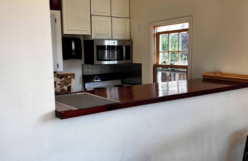 Coos Bay House | Very clean house with amazing park across the street and Japanese garden.