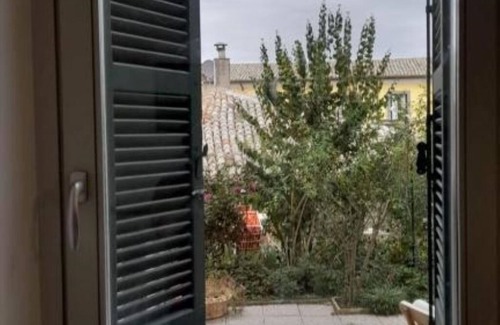 Bagnoregio Apartment | Very comfortable apartment with a beautiful garden in the center of Bagnoregio.