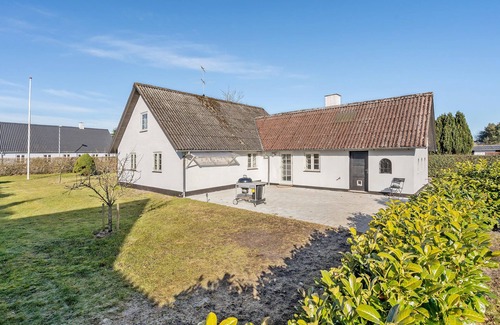 Havndal House | Very cosy holiday home within walking distance of Randers Fjord.