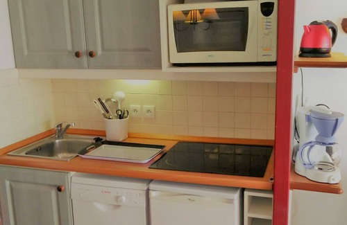 Isola Apartment | Very nice apartment. renovated 5 pers. view of the slopes, swimming pool, sauna, garage
