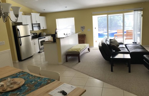Englewood East House | VERY NICE HEATED POOL HOME LIKE NEW