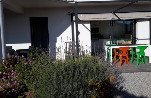 Pietrosella Apartment | Very nice new apartment rez of garden seen sea