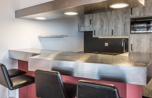 Anzere Apartment | Very nice renovated 3-room flat (max 8 pers.), near the cable car with view on the Valaisan Alps. Sh
