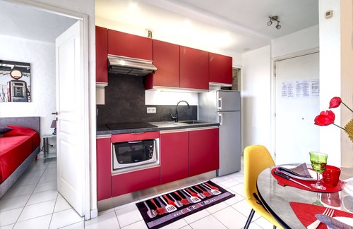 Saint-Raphael Apartment | Very nice sea view for this beautiful apartment on the last floor.