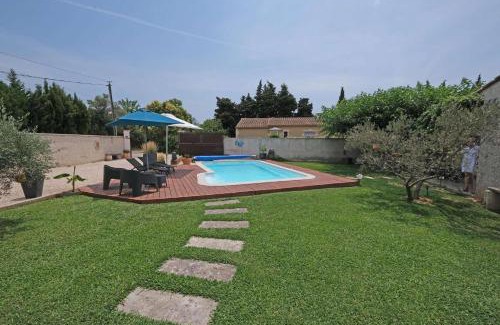 Mouries House | very pleasant house with swimming pool in mouriès, near Les baux de provence in the alpilles – 6 people