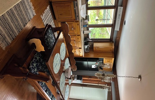 East Dennis House | Very private, Post and beam home