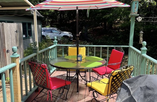 East Dennis House | Very private, Post and beam home