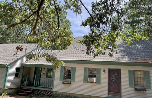 East Dennis House | Very private, Post and beam home
