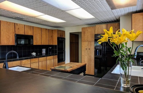 Frazier Park House | Very private! Spacious Forest Home on 45 Acres - Exclusively Yours!