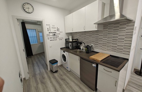 Ciudad Lineal Apartment | Very quiet area, all brand new