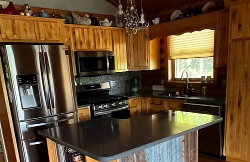 Cherokee Village House | Very quiet retreat. Enjoy Lake Chanute. Bring your canoe or kayak.