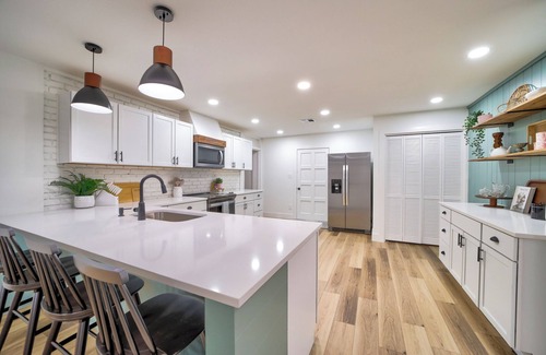 Muskogee House | Very Spacious! 2 King Suites, Close to River and Lakes