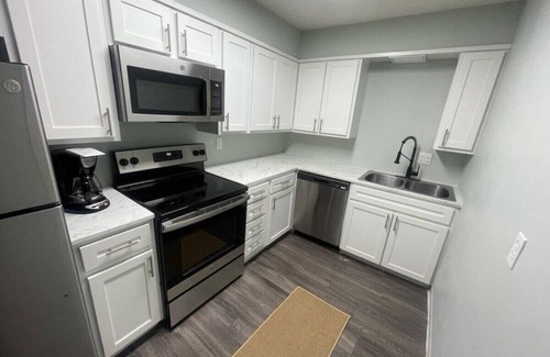 Lakewood Apartment | Very Spacious Lakewood 1 Bedroom Apartment