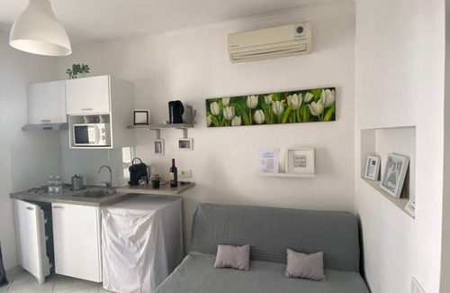 Naples City Centre Apartment | VESUCHARME FLAT "Your Home. Away from Home"