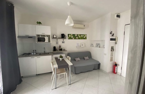Naples City Centre Apartment | VESUCHARME FLAT "Your Home. Away from Home"
