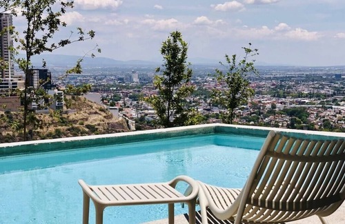 Queretaro Apartment | VH | Cómodo Depa en Qro | parking + piscina and wifi | 350