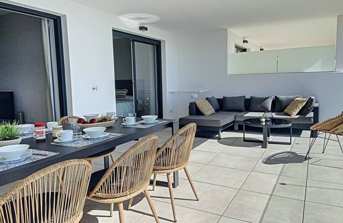 Casares Apartment | Via Celere 2331 Golf & Sea view