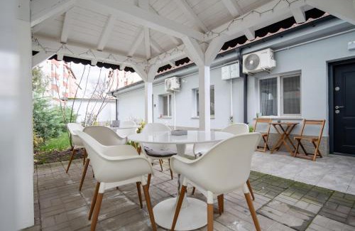 Timisoara Apartment | VIBE Villa