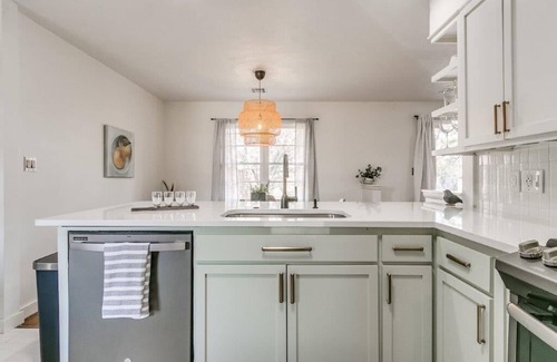 Central Oklahoma City House | Vibrant 3 bed 1.5 bath home that's close to everything in OKC!