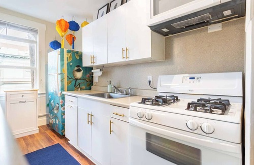 Noe Valley Apartment | Vibrant & Cozy Studio in Central Noe Valley