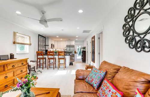 Juno Beach House | Vibrant North Palm Beach Home about 2 Mi to Beach!