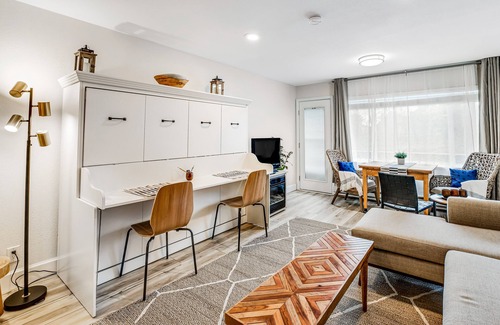 Neskowin Condo | Vibrant, polished condo with oceanfront views, patio & W/D access