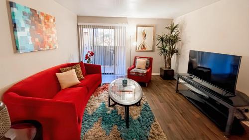 Northwest Corpus Christi Apartment | Vibrant Relaxing Retreat Fully Stocked Apartment