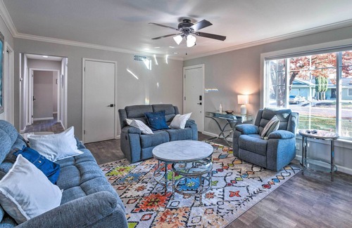 Southwestern Sacramento House | Vibrant Sacramento Home w/ Yard & Patio!