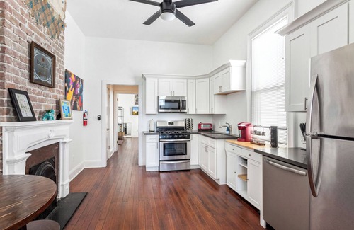 Freret Condo | Vibrant Uptown Condos