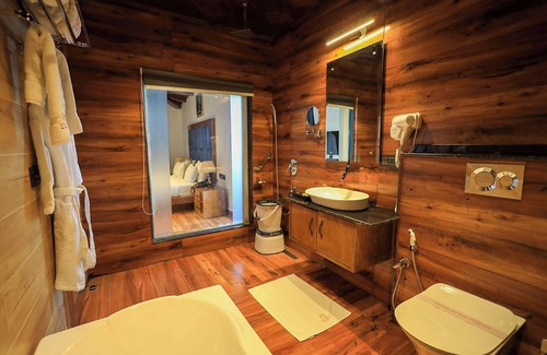 Lansdowne Hotel | Viceroy In The Himalayas, An ALIVAA HOTEL