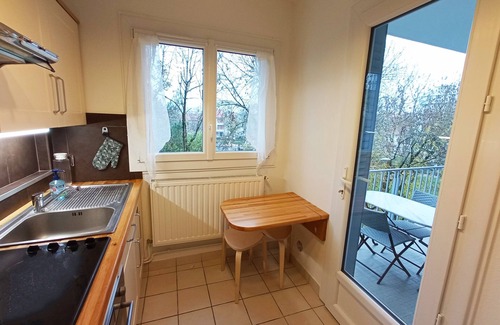 Republique Apartment | 🌳 Vichy - Square République - avec Terrasse - Séjour - Cure - 🐕 🌳