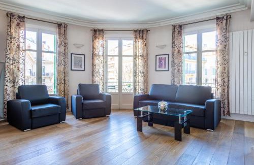 Gambetta Apartment | VICTOR HUGO - Modern and sunny, terrace, 2 baths