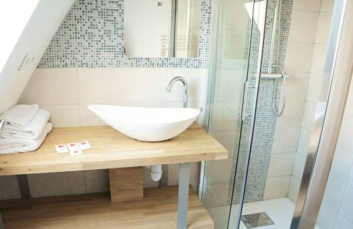 Porte-Dauphine Apartment | Victor Hugo - Splendid flat near Eiffel Tower