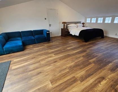 Moffat Apartment | Victoria, Haru Residence 6bed Room and 4bath Rooms Apartment