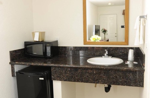 Montalvo Hotel | Victoria Motel