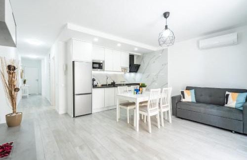 Playa San Juan Apartment | Victoria Park