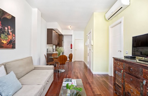 El Ejido Apartment | Victoria Premium Apartment
