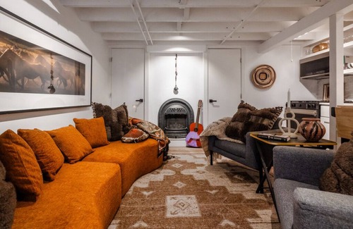 Anza Vista Apartment | Victorian Haven In-Law